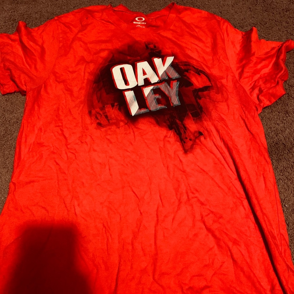 Oakley shirt